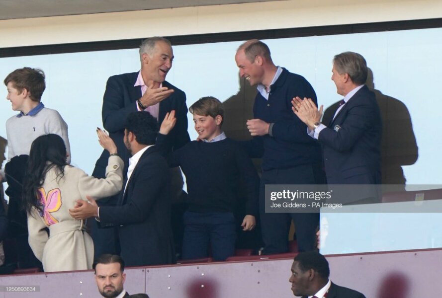 William and George at Aston Villa 080423