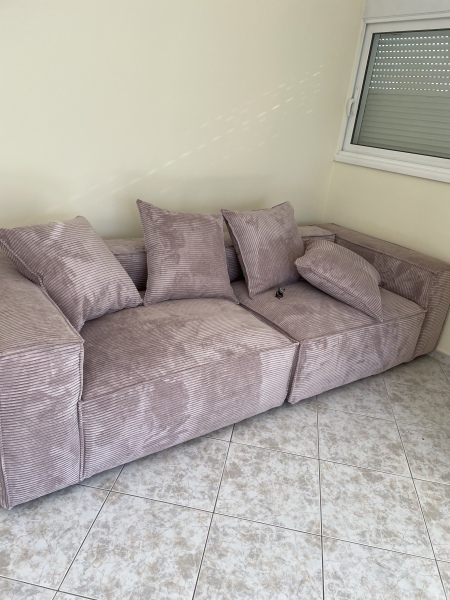 Ideas to decorate my living room?