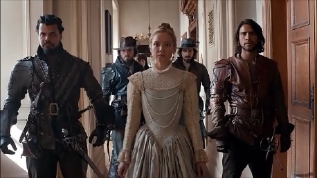 Swagger Inn 173 - Winter is coming, wrap up in someone warm.