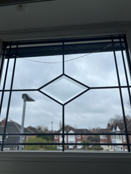 Window cracked 4 months after fitting… should they replace?