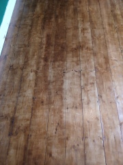 Floor Varnish Nightmare