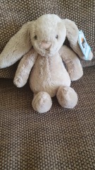 Anyone have a bunny rabbit like this? Desperate mum.