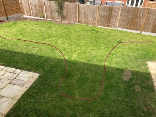 Lawn experts of mumsnet... (pics included)