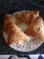 Autistic women assemble!