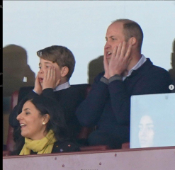 William and George at Aston Villa 080423