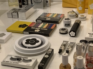 Adieu Mary Quant