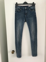 Any ideas where to find jeans like this?!