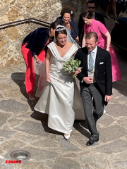 Royal Style and Beauty: Open the vaults, alert the nation, get out bling for the Coronation! 