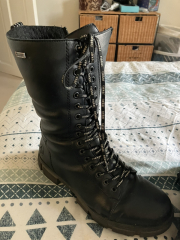 HELP style me please. 47, size 20, 5ft5. Have completely lost my way.