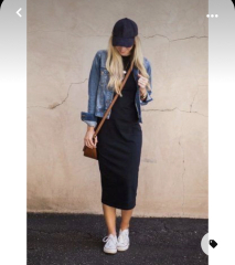 So what are we wearing instead of floral midi dress and white trainers this Spring?