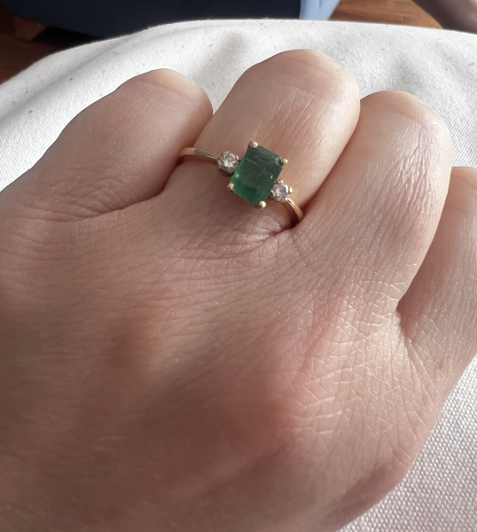 Show me your emerald rings please! 