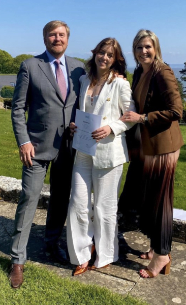 Royal Style and Beauty: St Edward's Crown is back in the box, time for more diamonds, glitter and frocks! 