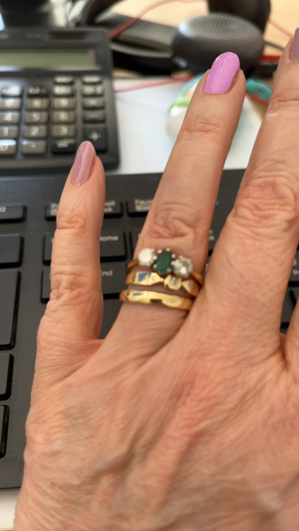 Show me your emerald rings please! 