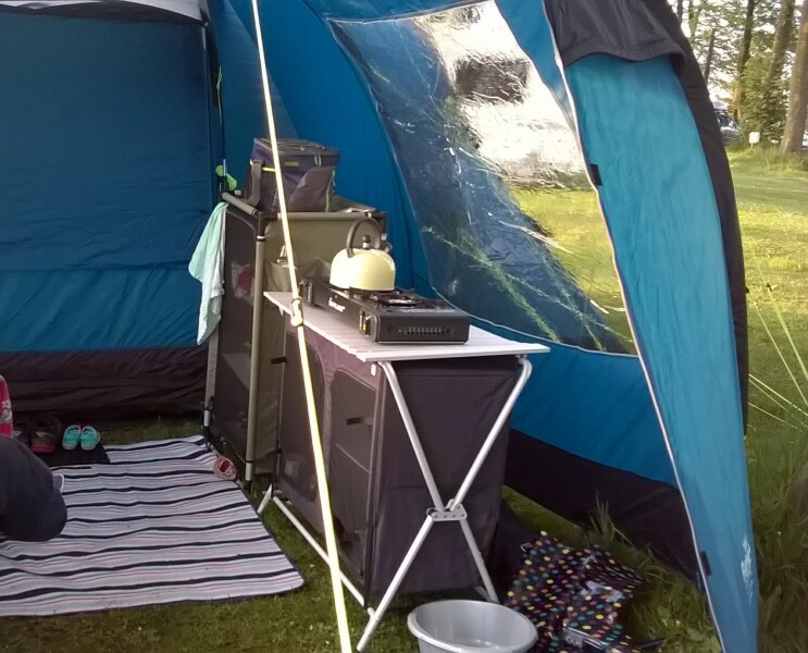 1st long camping holiday kitchen set help!