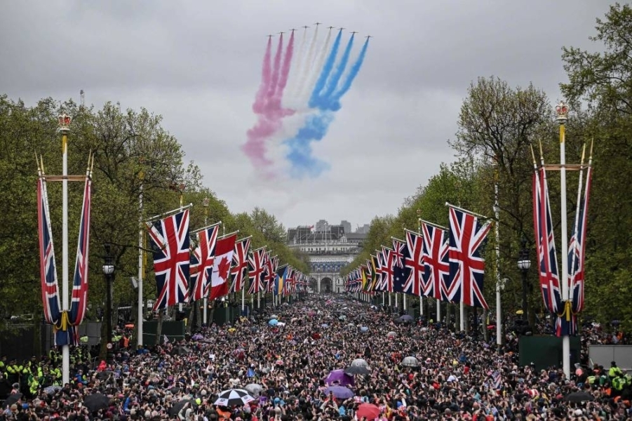 I am indifferent to the Monarchy but AIBU to think it all feels very weird and drab?