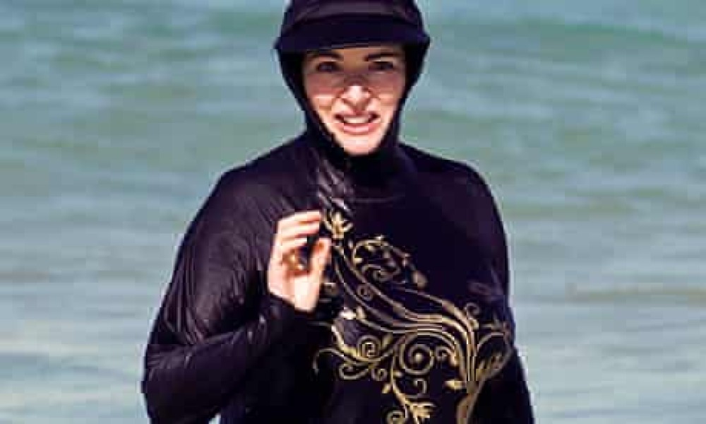 To ask if you have a problem with the burkini?