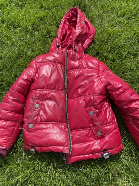 Please help me find this dark pink pearlised 