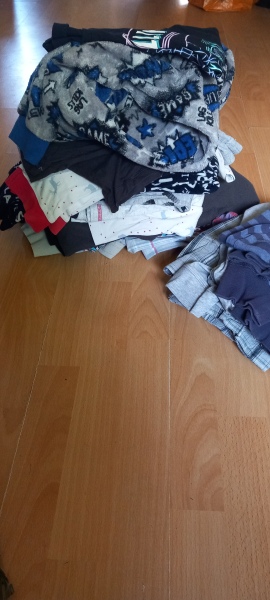 Decluttering thread 4 - progress rather than perfection