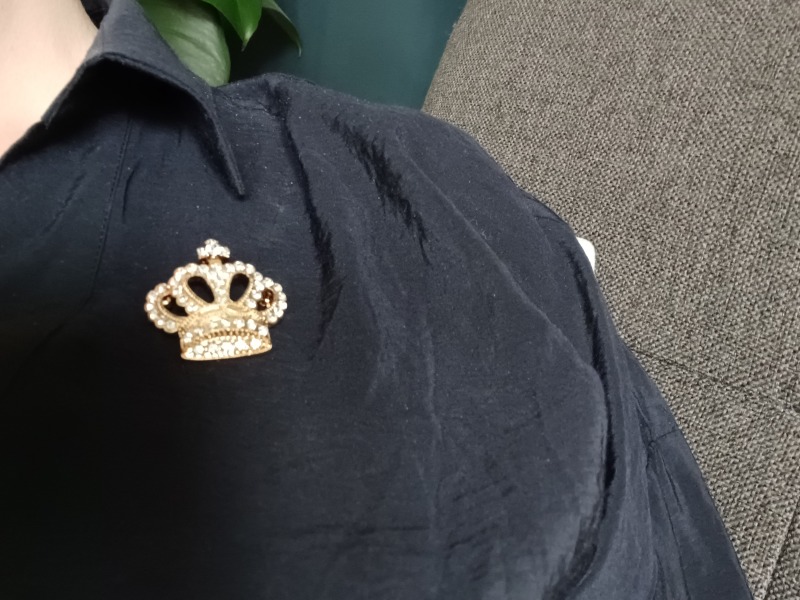 Royal Style and Beauty: Coronation, let's be bold! Bring on the diamonds and bring on the gold! 