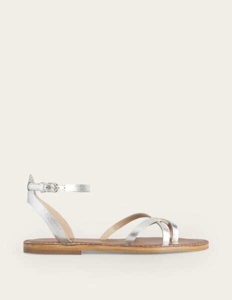 Pick your favourite pieces from Boden's Spring/Summer collection - £200 voucher to be won