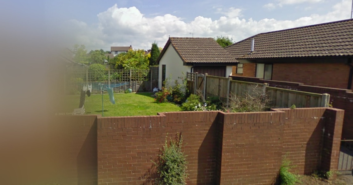 Rightmove link - what is in the garden?