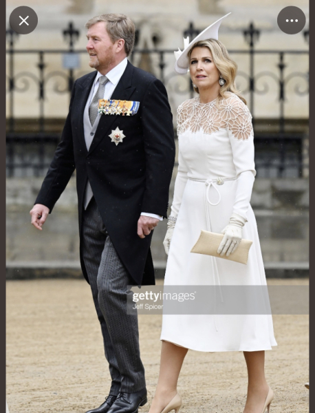 Royal Style and Beauty: Coronation, let's be bold! Bring on the diamonds and bring on the gold! 