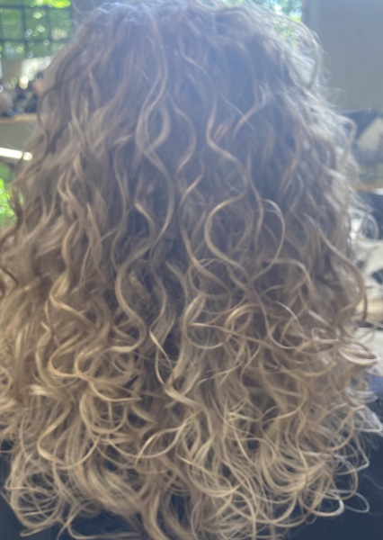 Highlighted curly hair