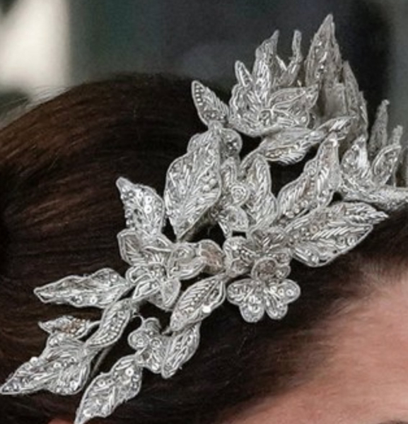 Royal Style and Beauty: Coronation, let's be bold! Bring on the diamonds and bring on the gold! 