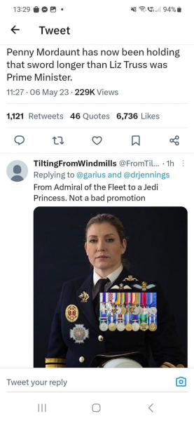 Royal Style and Beauty: Coronation, let's be bold! Bring on the diamonds and bring on the gold! 