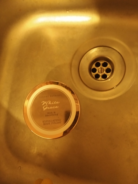 Addicted to buying beauty products? Are you a beauty product hoarder? This thread is for you!