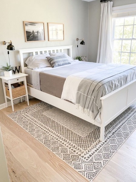 Help me colour my bedroom? 