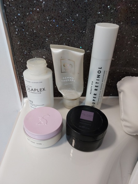 Addicted to buying beauty products? Are you a beauty product hoarder? This thread is for you!