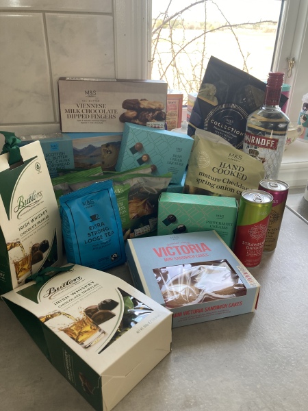 Swagger Inn 174 - It's Spring, supposedly.  Let's all dance around the maypole with the HBFs