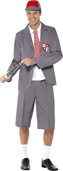Would DH be unreasonable to wear a short suit to a wedding?