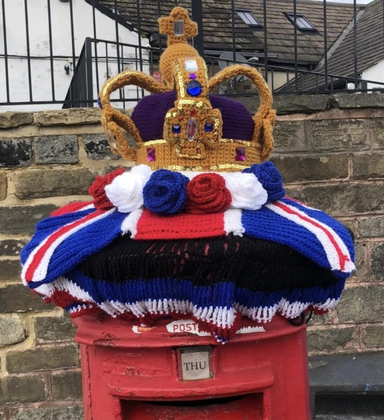 Crocheted post box royal toppers 
