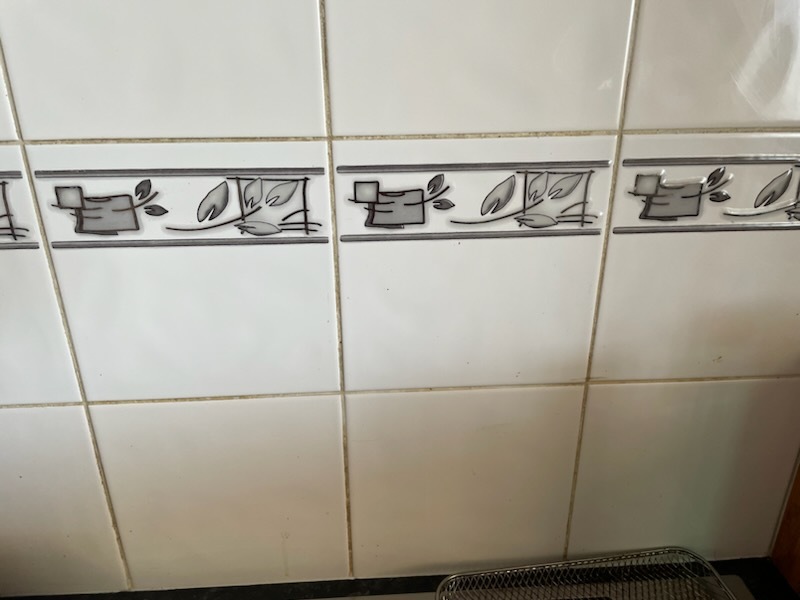Help with kitchen please!