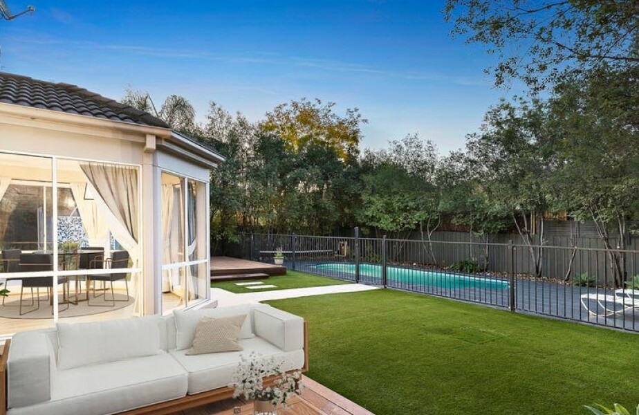 Artificial grass - yes or no? 
