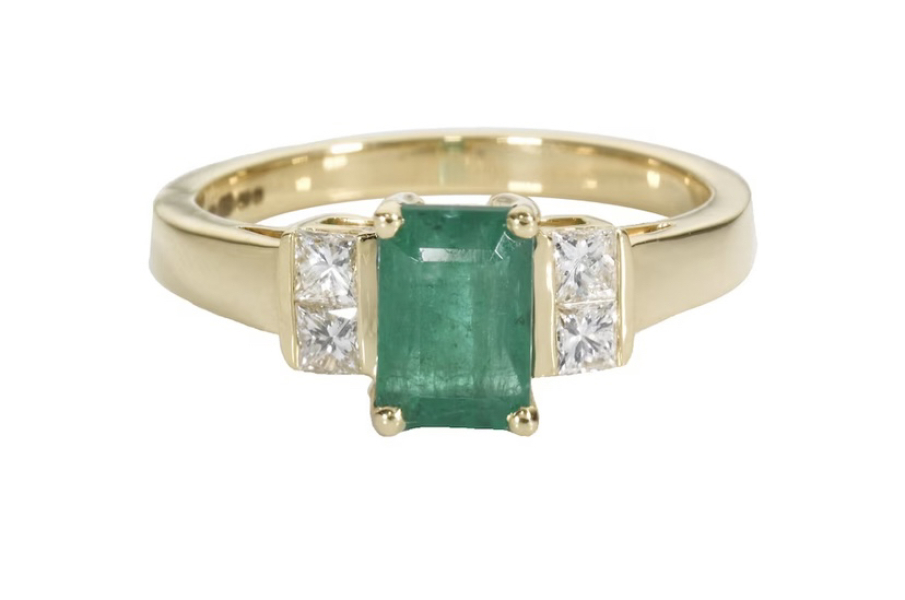 Show me your emerald rings please! 