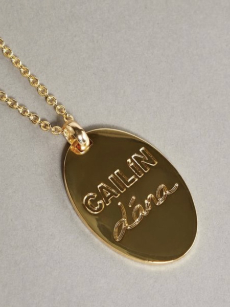 Royal Style and Beauty: Coronation, let's be bold! Bring on the diamonds and bring on the gold! 