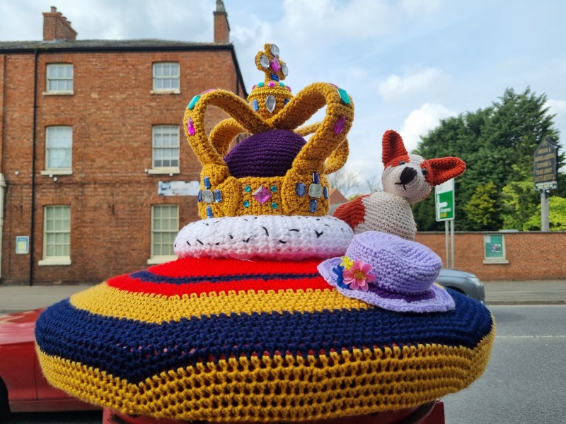 Crocheted post box royal toppers 