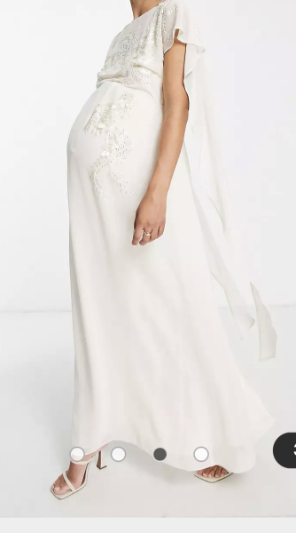 29 weeks pregnant at my wedding