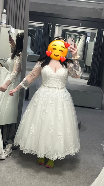 29 weeks pregnant at my wedding
