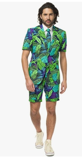 Would DH be unreasonable to wear a short suit to a wedding?