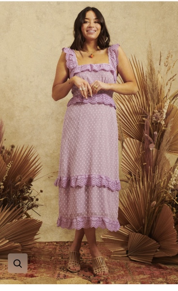 Tall girl needing feminine flat shoes for wedding 