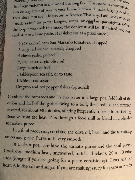 How do I make a proper Italian pasta tomato sauce?