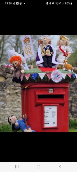 Crocheted post box royal toppers 