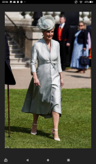 Royal Style and Beauty: St Edward's Crown is back in the box, time for more diamonds, glitter and frocks! 