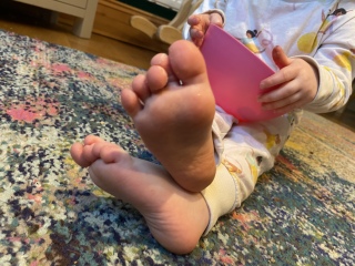 Overlapping toes 