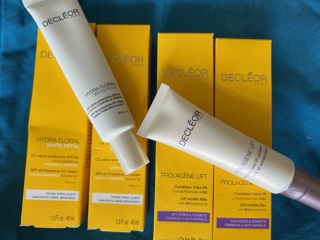 Cosmetics Use by dates !  Is that a thing ? 