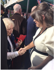 Royal Style and Beauty: Coronation, let's be bold! Bring on the diamonds and bring on the gold! 